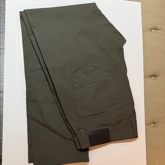 Other - Men's Olive Green Pants